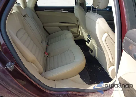 2013 Ford Fusion Hybrid Se z USA, uszkodzony, nr VIN 3FA6P0LU2DR285963